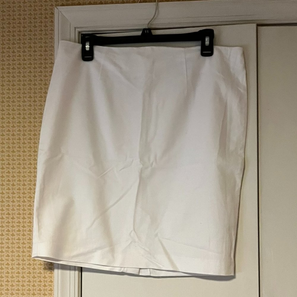 Katherine Barclay White Cotton Pencil Skirt - Size 10